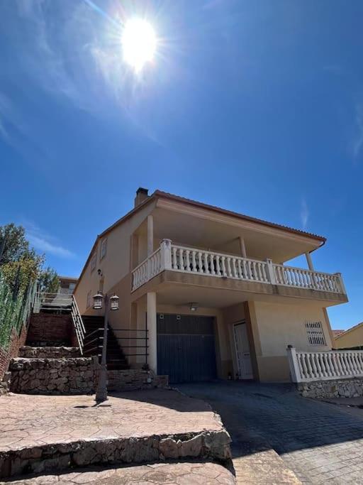 Gran Casa Con Gran Piscina Villa Els Monjos Bagian luar foto